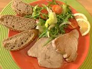 Steak z tuniaka - recept na tuniakový steak so zeleninovým šalátom
