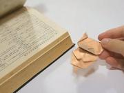Papierová záložka v tvare mačičky - ako urobiť origami  záložku z papiera