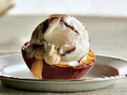Zmrzlina s broskyňou a mandľami - recept na  dezert s Carte D´or
