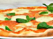 Pizza Margherita a pizza Parma - recept cesto na pizzu - pizza cesto