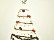 Vianočný  stromček z konárov - ako si urobiť vianočný stromček na stenu