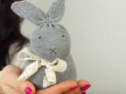 Zajac z ponožky - Veľkonočný ponožkový zajac