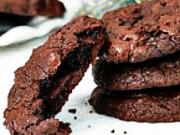 Čokoládové cookies s dvojitou čokoládou - recept na čokoládové sušienky