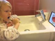 Aplikácia Super Zubok pre zábavné čistenie zubov detí